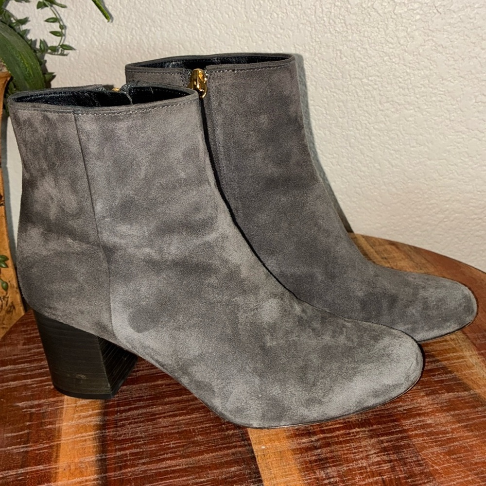 DIANE VAN FURSTENBERG grey suede ankle boot, inside zip, block heel 37.5 DVF - Picture 3 of 16